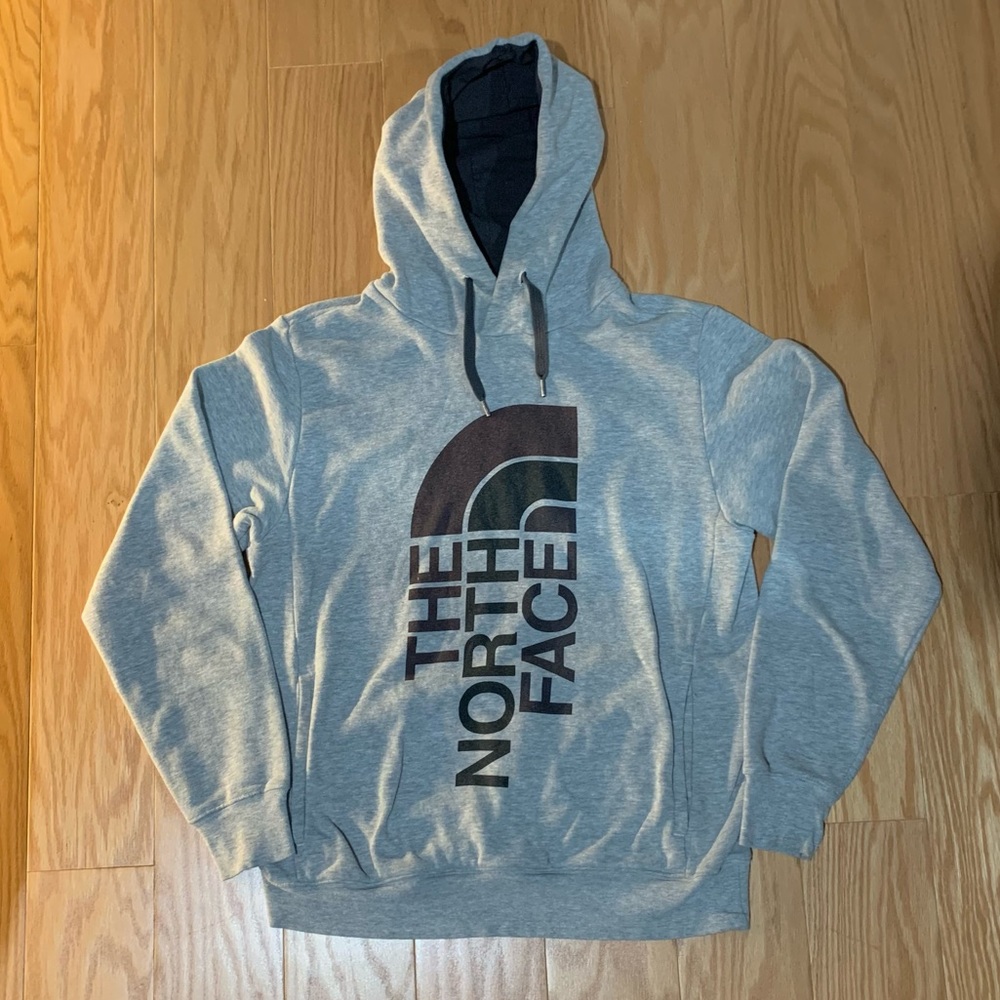 North Face Gray Hoodie (M)